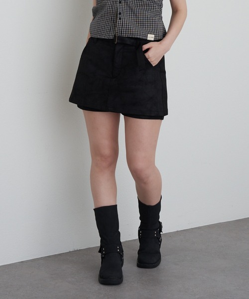 RAY CASSIN(レイカズン)の「ベルト付マイクロミニスカパン(スカート・レディース・ブラック系その他2/キャメル/ブラウン系その他2/ブラウン系その他3・FREE)」の6枚目の写真