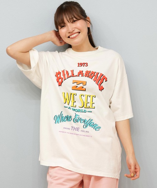 BILLABONG(ビラボン)の「BILLABONG/ビラボン Tシャツ アーチロゴ オーバーサイズ BF014-U01(Tシャツ/カットソー・レディース・アイボリー/スミクロ/パープル/コーラルピンク・L/M)」の5枚目の写真