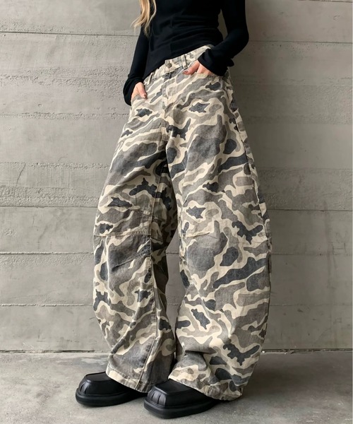 Vetements 23SS 迷彩三層リメイク カーゴパンツ カーゴデニム 28 Vetements 23SS 迷彩三層リメイク カーゴパンツ カーゴデニム 28