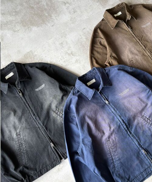 FFEIN（フェイン）の「【FFEIN（フェイン）】ヴィンテージライクワンポイント刺繡ブルゾン / 加工 ブルゾン ジャケット 刺繍 ダブルジップ（ブルゾン・メンズ・ネイビー/ブラック/ブラウン・LARGE/MEDIUM/SMALL）」の4枚目の写真