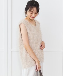 【ZOZO限定】フェザーVネックベスト