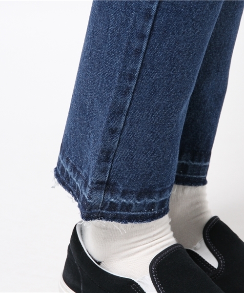 WEGO（ウィゴー）の「WEGO/カットオフデニムパンツ（デニムパンツ・メンズ・ダークインディゴブルー/ライトインディゴブルー・LARGE/MEDIUM）」の8枚目の写真