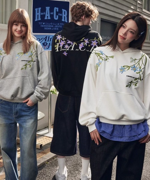 HARSH AND CRUEL(ハーシュアンドクルーエル)の「フラワー刺繍フーディ ビッグシルエット ユニセックス HC25W1TP05【Harsh and Cruel】【2025AW】(パーカー・メンズ・ブラック/ホワイト・L/XL/M)」の3枚目の写真