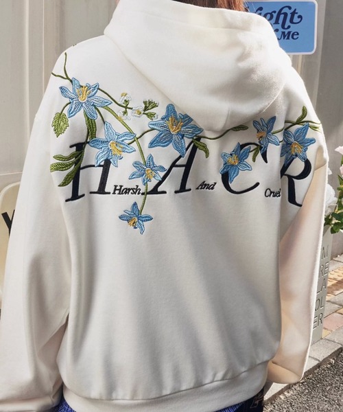 HARSH AND CRUEL(ハーシュアンドクルーエル)の「フラワー刺繍フーディ ビッグシルエット ユニセックス HC25W1TP05【Harsh and Cruel】【2025AW】(パーカー・メンズ・ブラック/ホワイト・L/XL/M)」の9枚目の写真