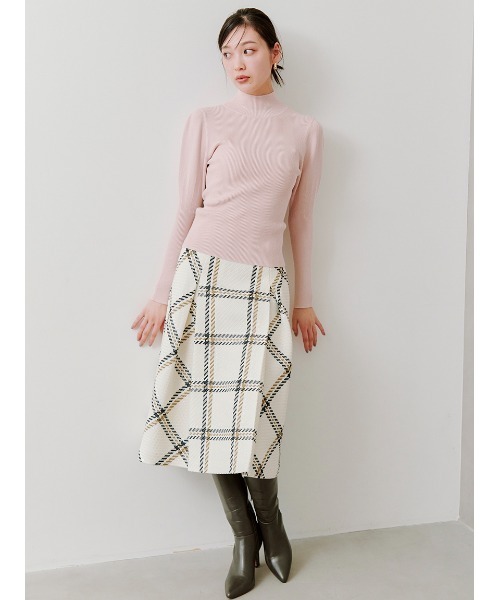 SNIDEL（スナイデル）の「ハイネックリブプルオーバー（ニット/セーター・レディース・ピンク/ホワイト/イエロー/ブラック・F）」の10枚目の写真