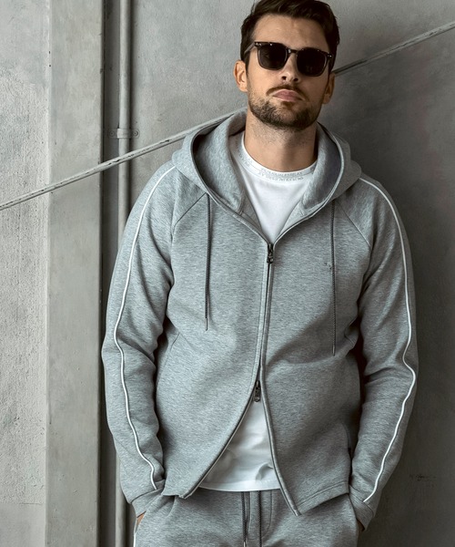 1PIU1UGUALE3  RELAX （ウノピゥウノウグァーレトレ リラックス）の「1PIU1UGUALE3 RELAX(ウノピゥウノウグァーレトレ リラックス)パイピング スムースジップパーカー (ストレッチ性/伸縮性)（パーカー・メンズ・ブラック/グレー・XL/L/M/S/XXL）」の2枚目の写真