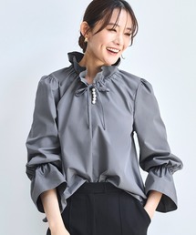 RUIRUE BOUTIQUE（ルイルエブティック）の「洗える ｜ パールボタン フリル ブラウス ｜ レディース トップス 体型カバー 長袖 オケージョン オフィスカジュアル きれいめ 大人かわいい シャツ（シャツ/ブラウス）」