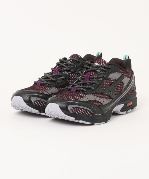 MIZUNO(ミズノ )の「mizuno ミズノ MXR【ワイド/幅広3E】レディーススニーカー(エムエックスアール)(スニーカー・レディース・シルバー/ブラック系その他・23.0cm/23.5cm/24.0cm/24.5cm/25.0cm)」の1枚目の写真