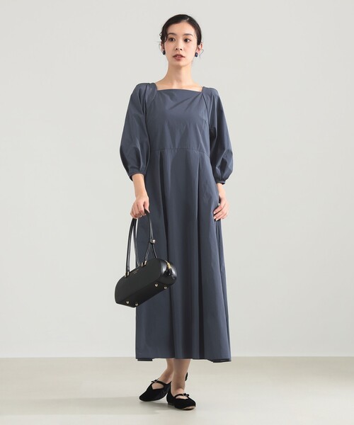 Demi-Luxe BEAMS（デミルクス ビームス）の「【1/9再値下げ】スクエアネック タフタ ワンピース［手洗い可］（ワンピース・レディース・ブルー系その他2/ブラック・38/36）」の7枚目の写真