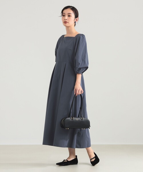 Demi-Luxe BEAMS（デミルクス ビームス）の「【1/9再値下げ】スクエアネック タフタ ワンピース［手洗い可］（ワンピース・レディース・ブルー系その他2/ブラック・38/36）」の8枚目の写真