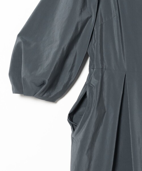 Demi-Luxe BEAMS（デミルクス ビームス）の「【1/9再値下げ】スクエアネック タフタ ワンピース［手洗い可］（ワンピース・レディース・ブルー系その他2/ブラック・38/36）」の14枚目の写真