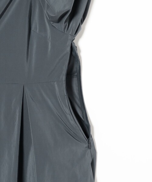 Demi-Luxe BEAMS（デミルクス ビームス）の「【1/9再値下げ】スクエアネック タフタ ワンピース［手洗い可］（ワンピース・レディース・ブルー系その他2/ブラック・38/36）」の15枚目の写真