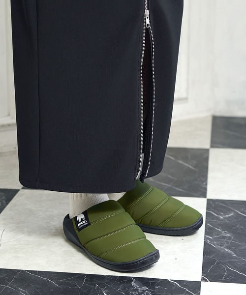 moz(モズ)の「moz(モズ) キルティング冬用ダウンサンダル(Women's size)(スニーカー・レディース・イエロー/パープル/ブラック/ライトグレー/カーキオリーブ・S/M/L/LL)」の4枚目の写真
