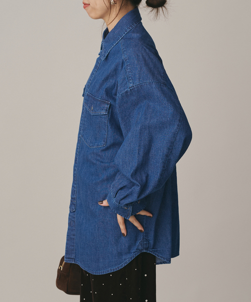 IENA（イエナ）の「ファインデニムドルマンワーカーズシャツ（シャツ/ブラウス・レディース・ブルー・FREE）」の7枚目の写真