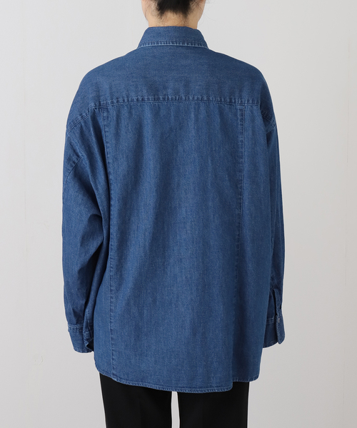 IENA（イエナ）の「ファインデニムドルマンワーカーズシャツ（シャツ/ブラウス・レディース・ブルー・FREE）」の13枚目の写真