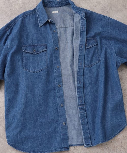 IENA（イエナ）の「ファインデニムドルマンワーカーズシャツ（シャツ/ブラウス・レディース・ブルー・FREE）」の19枚目の写真