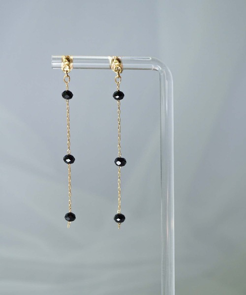 CERCA（チェルカ）の「saran jewelry/3つのガラスビーズ チェーン ピアス/アレルギー対応（ピアス（両耳用）・レディース・クリア/ホワイト×ブルー/ブラック/ピンク系その他・FREE）」の12枚目の写真