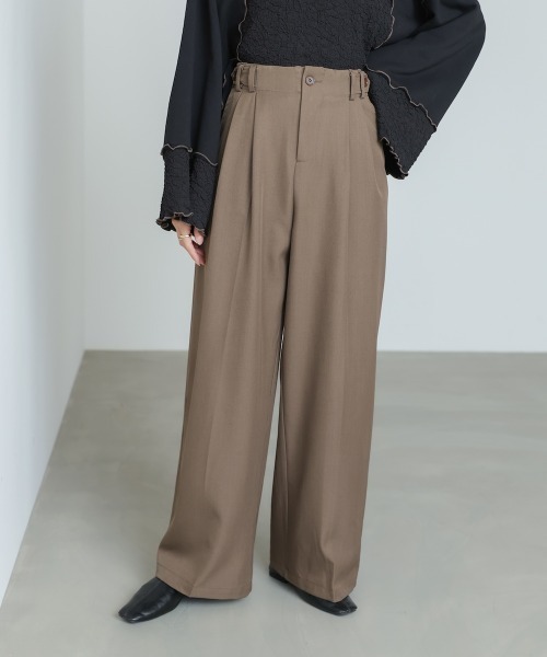 Bab（バブ）の「【S・Mサイズ展開】ツータックパンツ（スラックス・レディース・ベージュ/ブラウン/ブラック・S/M）」の2枚目の写真