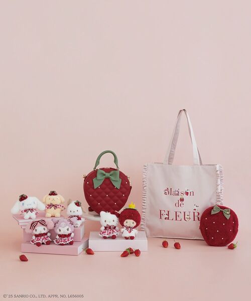 Maison de FLEUR×サンリオ いちご新聞 いちご ショルダーバッグ
