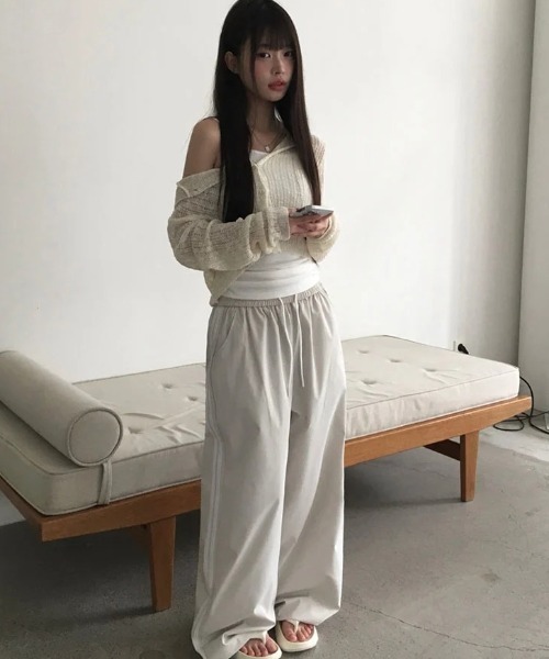 anyonemore(エニワンモア)の「anyonemore(エニワンモア)/サイドレースライン ドローストリング トラック トレーニング パンツ/Dove Line Track Training Pants(その他パンツ・レディース・ベージュ/ネイビー/ブラック・FREE)」の19枚目の写真