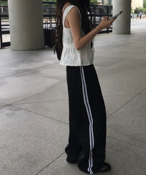 anyonemore(エニワンモア)の「anyonemore(エニワンモア)/サイドレースライン ドローストリング トラック トレーニング パンツ/Dove Line Track Training Pants(その他パンツ・レディース・ベージュ/ネイビー/ブラック・FREE)」の6枚目の写真