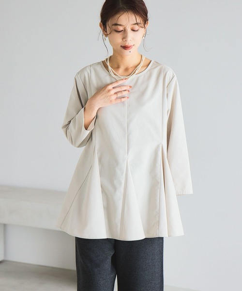 studio CLIP（スタディオクリップ）の「フレアヘムチュニックブラウス《オケージョン2025AW》（シャツ/ブラウス・レディース・ベージュ系その他/オフホワイト/ブラック・FREE）」の14枚目の写真