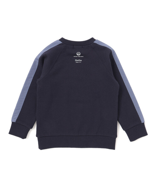 BeBe（ベベ）の「【JALコラボ】飛行機刺しゅう袖切り替えラグラントレーナー（スウェット・キッズ・レッド/ネイビー・130cm/120cm/100cm/110cm）」の12枚目の写真