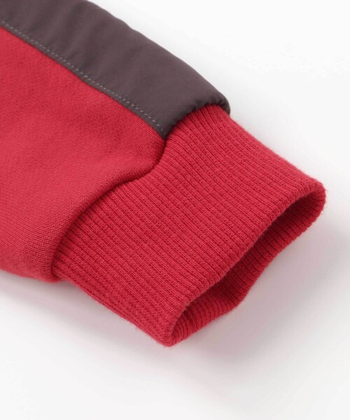 BeBe（ベベ）の「【JALコラボ】飛行機刺しゅう袖切り替えラグラントレーナー（スウェット・キッズ・レッド/ネイビー・130cm/120cm/100cm/110cm）」の21枚目の写真