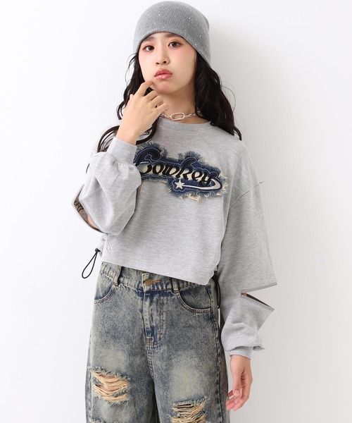 ANAP GiRL(アナップガール)の「デニムワッペン 袖ジップ クロップド スウェット(スウェット・キッズ・ブラック/ライトグレー/レッド・XS/S/M)」の8枚目の写真