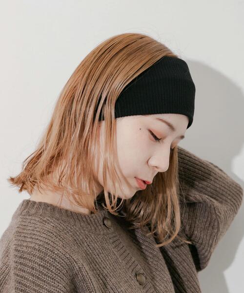 SMELLY(スメリー)の「リブワイドヘアバンド(ヘアバンド・レディース・グレー/ブラック・-)」の2枚目の写真