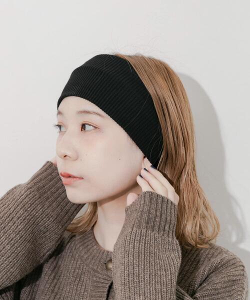 SMELLY(スメリー)の「リブワイドヘアバンド(ヘアバンド・レディース・グレー/ブラック・-)」の4枚目の写真