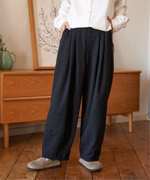 LBC（エルビーシー）の「モールタックカーブパンツ（その他パンツ・レディース・ベージュ/その他1/ブラック・M/L）」の16枚目の写真