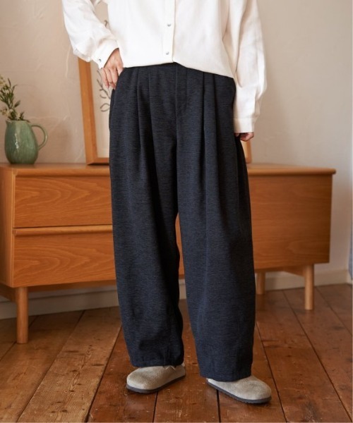 LBC（エルビーシー）の「モールタックカーブパンツ（その他パンツ・レディース・ベージュ/その他1/ブラック・M/L）」の14枚目の写真