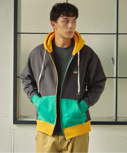 go slow caravan(ゴースローキャラバン)の「Duckster/ダックスター OJISAN刺繍マルチカラーフルジップパーカー(パーカー・メンズ・チャコールグレー/グレー/ブラック/ネイビー・X-LARGE/LARGE/MEDIUM)」の7枚目の写真