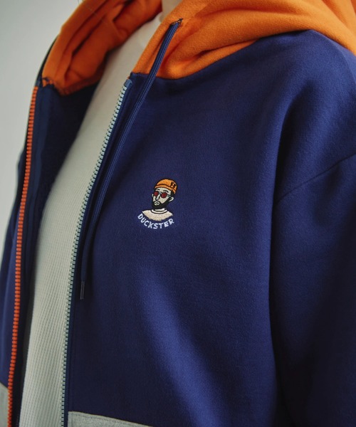 go slow caravan(ゴースローキャラバン)の「Duckster/ダックスター OJISAN刺繍マルチカラーフルジップパーカー(パーカー・メンズ・チャコールグレー/グレー/ブラック/ネイビー・X-LARGE/LARGE/MEDIUM)」の10枚目の写真