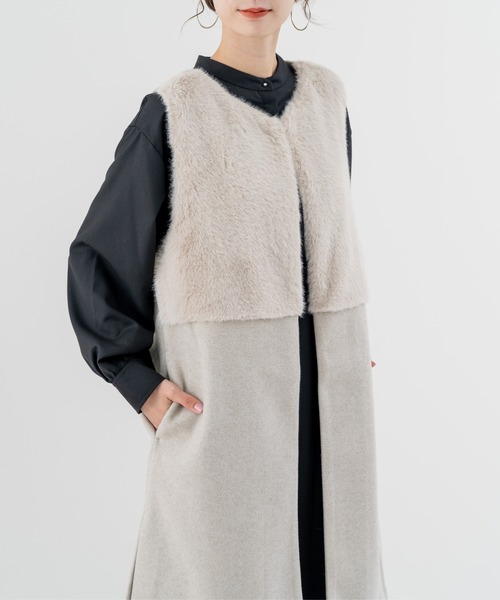 refinedworks（リファインドワークス）の「【refinedworks】きれいめ派 の方にオススメしたい ファー付きジレ！（ベスト・レディース・グレイッシュベージュ/ブラック・FREE）」の3枚目の写真