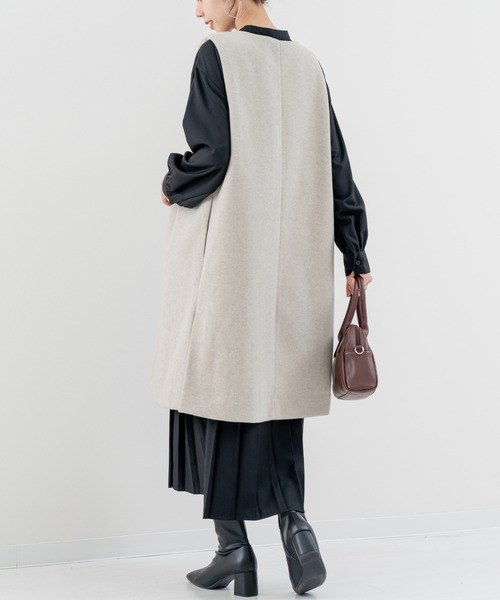 refinedworks（リファインドワークス）の「【refinedworks】きれいめ派 の方にオススメしたい ファー付きジレ！（ベスト・レディース・グレイッシュベージュ/ブラック・FREE）」の18枚目の写真