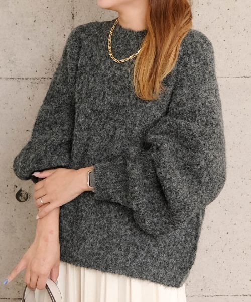 aquagarage(アクアガレージ)の「アルパカ風ニットトップス(ニット/セーター・レディース・ブラウン/ネイビー/チャコール・M)」の1枚目の写真