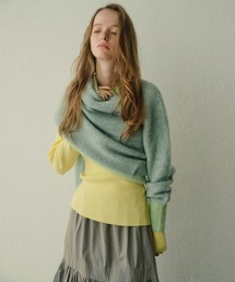 LE CIEL BLEU（ルシェルブルー）の「カラーコントラストラウンドネックプルオーバー / Color-Contrast Roundneck Pullover（ニット/セーター）」