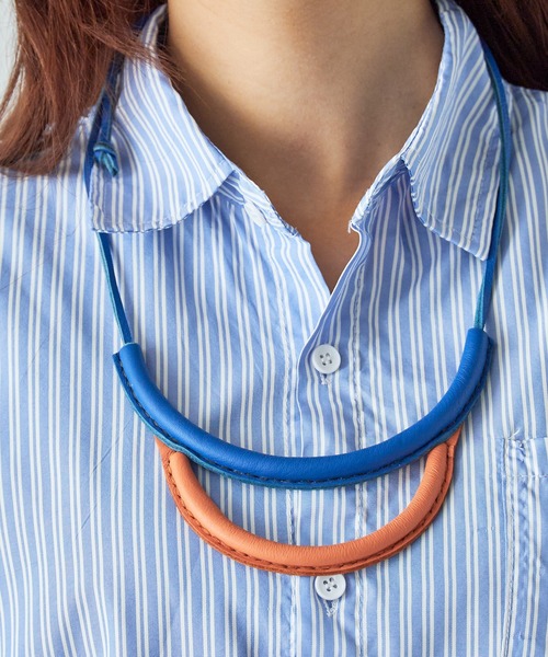 Crescioni（クレッシオーニ）の「crescioni/クレッシオーニ arc necklace ラティーゴレザー ハンドメイドネックレス（ネックレス・レディース・その他1/その他5/その他/その他4/その他3/その他2・FREE）」の19枚目の写真