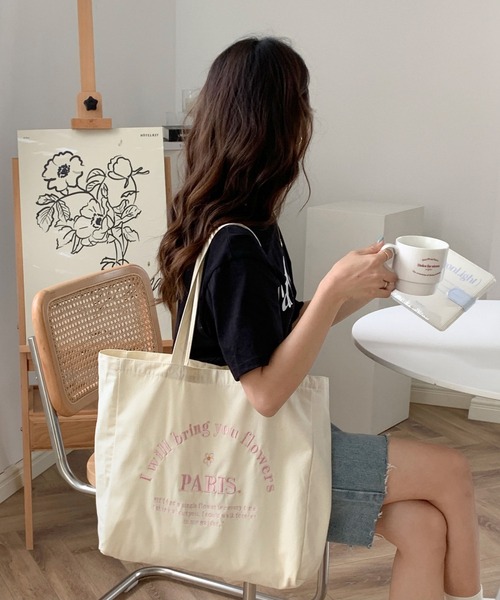 BACKYARD FAMILY(バックヤードファミリー)の「トートバッグ 大容量 刺繍 ysbag5486(トートバッグ・レディース・ベージュ/ブルー/パープル/ピンク・FREE)」の2枚目の写真