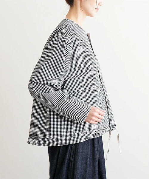 solamonat poche(ソラモナポッシェ)の「ウェザーばさっとリバーシブルジャケット(ノーカラージャケット・レディース・ブラック・2.0)」の5枚目の写真