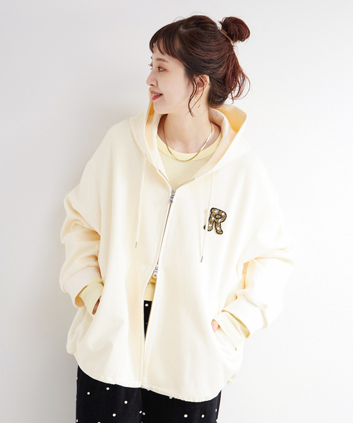 ウォッシャブル / ブローチ付きフードパーカー（パーカー）｜B.C STOCK