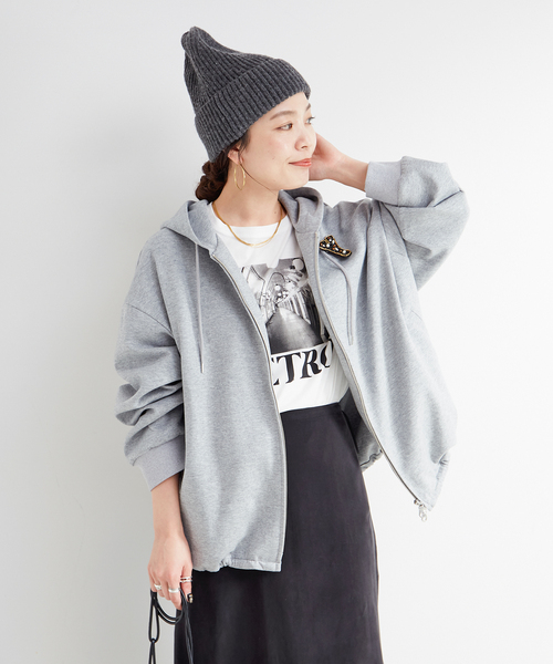 ウォッシャブル / ブローチ付きフードパーカー（パーカー）｜B.C STOCK