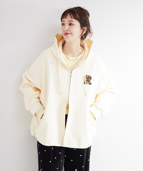 ウォッシャブル / ブローチ付きフードパーカー（パーカー）｜B.C STOCK