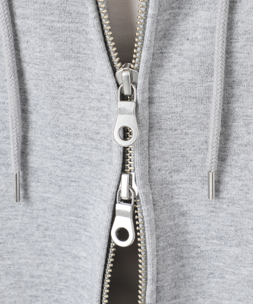 B.C STOCK(ベーセーストック)の「ウォッシャブル / ブローチ付きフードパーカー(パーカー・レディース・ブラック/アイボリー/グレー・FREE)」の17枚目の写真