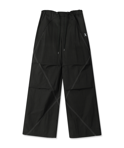 AVANDRESS(アバンドレス )の「ダイヤステッチタスランパンツ 2COL(スウェットパンツ・レディース・ブラック/チャコール・SMALL/MEDIUM)」の5枚目の写真