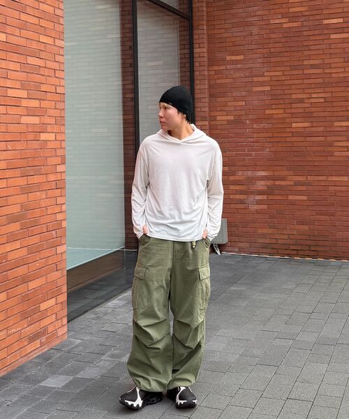 BER DE NOIR（ベールドノワール）の「レイヤードフィンガーホールフードTシャツ（ホワイト）（パーカー・メンズ・その他・MEDIUM/LARGE）」の5枚目の写真