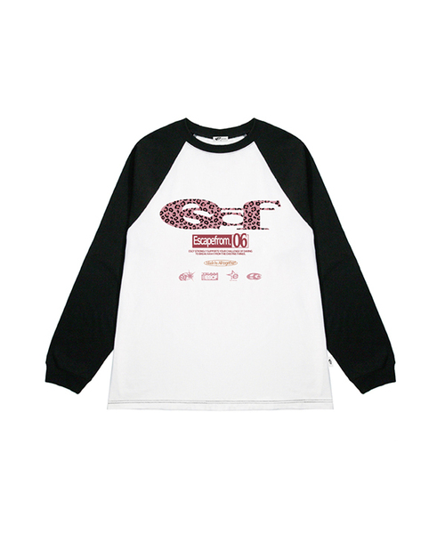ESCAPEFROM（エスケープフロム）の「ピンクレオパード ESCFロゴコラージュプリントロングスリーブ [3色]（Tシャツ/カットソー・レディース・ホワイト×ブラック/ブラック/ホワイト・MEDIUM/LARGE/SMALL）」の2枚目の写真