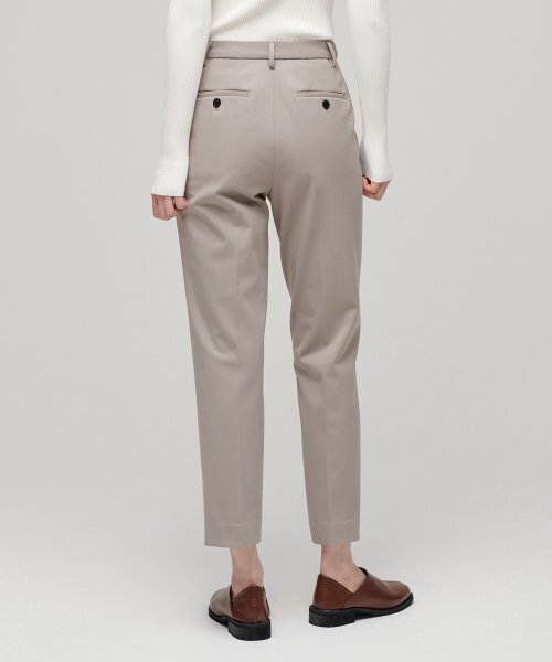 MUSINSA STANDARD WOMAN（ムシンサスタンダードウーマン）の「ウィメンズヘビーウェイト裏起毛スリムストレートヒドゥンバンディングスラックス[ライトベージュ]（スラックス・レディース・その他・30/24/25/26/27/28/29）」の2枚目の写真